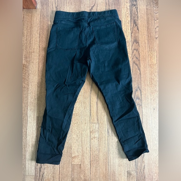 Black old navy Jeggings - Picture 4 of 4
